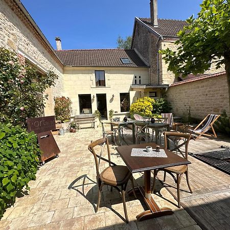L'Artelier Dans Ma Cour Bed & Breakfast Hermonville Bagian luar foto